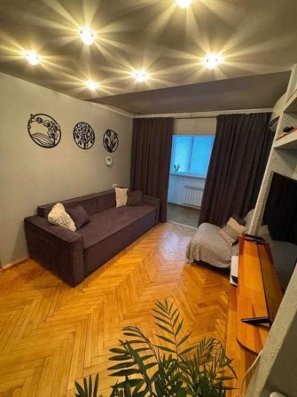 Продам 1-к квартиру вул Симиренка 28, Святошинський район - фото 1