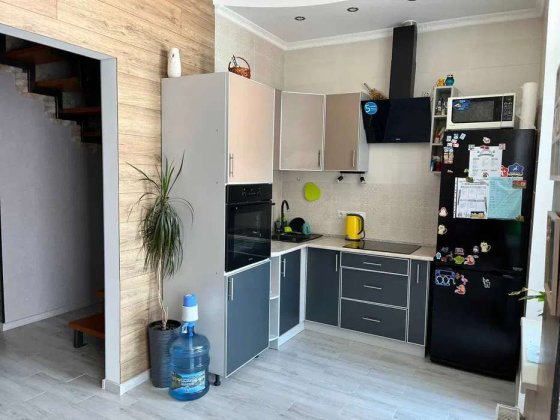 Продаж 3-кімнатної квартири в ЖК Каховська Київ