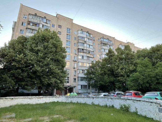 Продаж  1 к квартири за адресою: вул. Новомостицька, 8, Подільський район. Киев