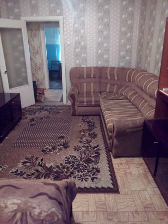 Продам свою 3-х кім.кв. по Всіхсвятській-8. - фото 1