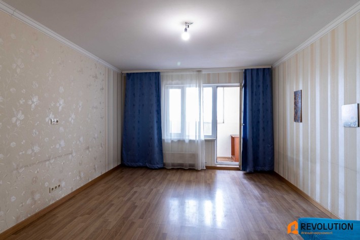 БЕЗ % проспект Бажана 36, 3 кімнати, Харківська, Позняки - фото 1