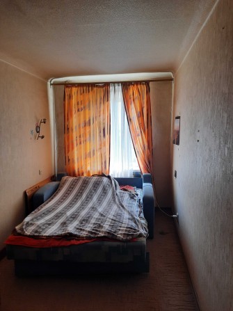 Продам 3 комнатную , р-н пр. Науки , ДАФИ , 4/5 эт. , жилое состояние - фото 1