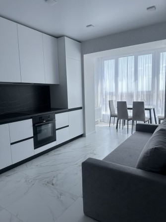 Продам 1к квартиру з ремонтом | Центр міста | вул. Гоголя, 320 - фото 1