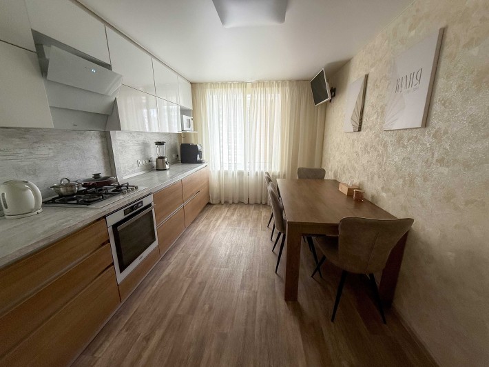 Продам 3к жм Победа пр Героев Кодак 82м2. - фото 1