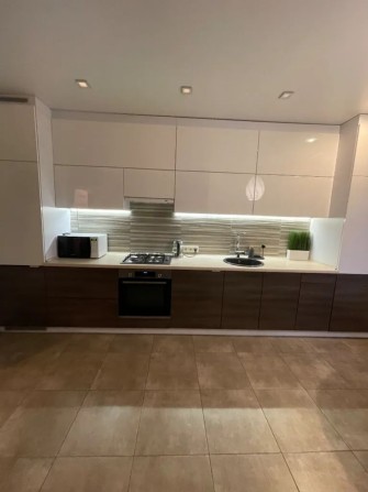 Продам 2 ком квартиру ЖК Атлант. Антоновича. Центр. - фото 1
