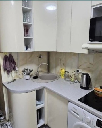 Продаж кім.квартири в центрі - фото 1