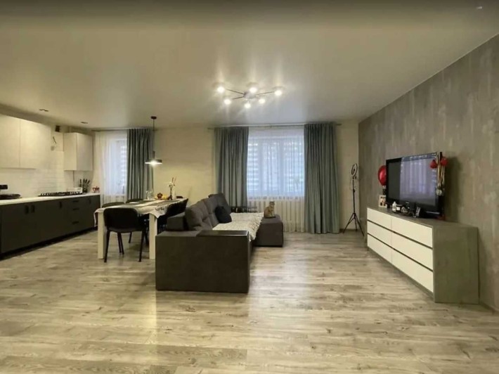 продаж 3 кім квартира цегла меблі техніка держпрограми - фото 1