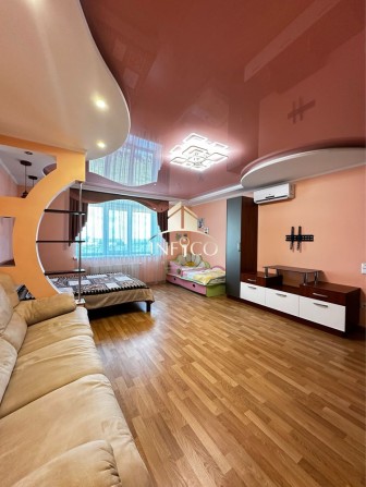 Продаж великої однокімнатної квартири - фото 1