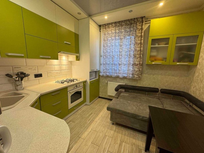 Продається 1-кімнатна квартира з ремонтом та АГВ - фото 1