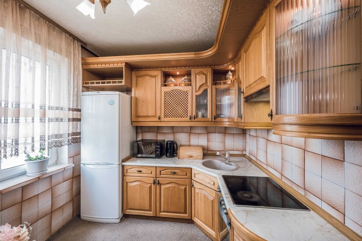 БЕЗ %  3 кім квартира 76 м² / Шевченківський р /Татарськиий провулок 8 - фото 1
