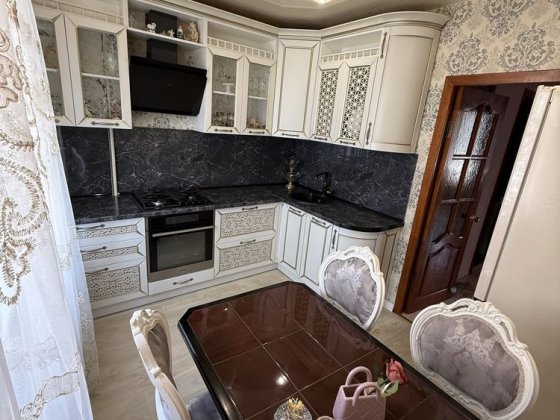 Масани. Продаж 4к квартири. 82квм. Вул Незалежності Чернигов