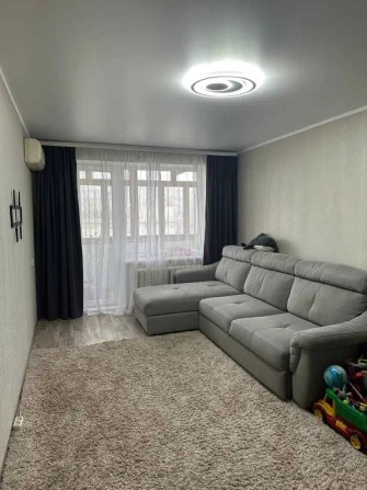 Продам 3-к квартиру на Победе-4 - фото 1