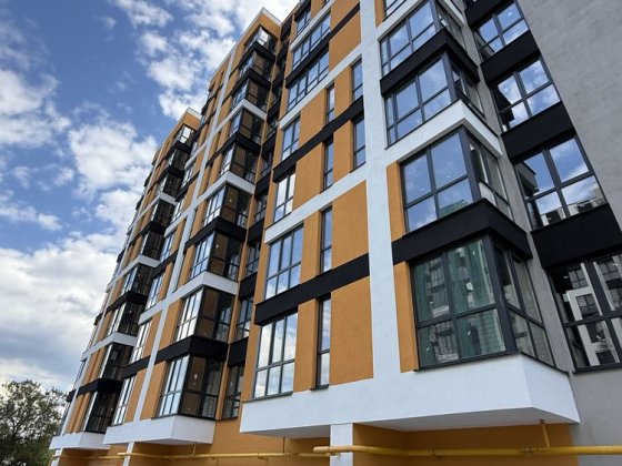 Продаж квартири Центр ЖК Рідний дім ( 6 секція ) ліфт працює Черкассы