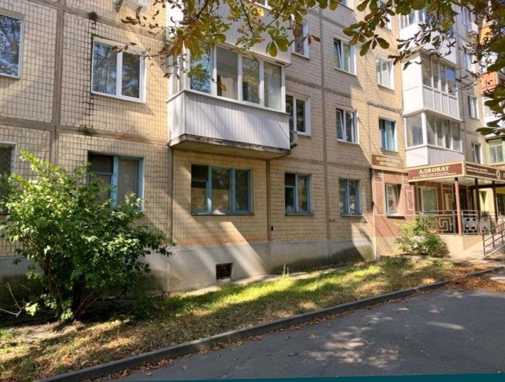 Продаж квартири під комерцію, вул. 600-річчя - фото 1