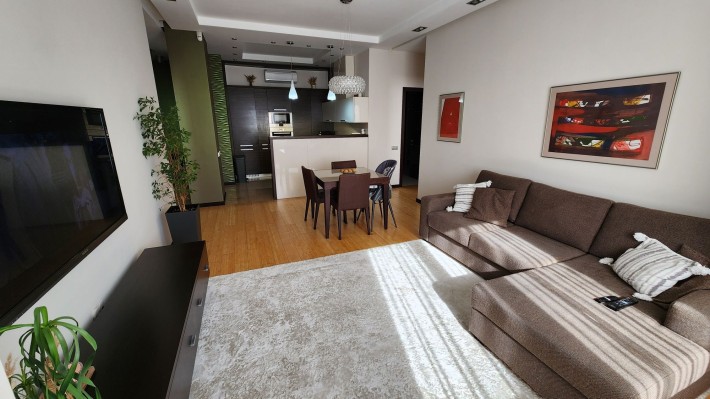 Продается 3х комнатная квартира, в доме инвертора и аккумуляторы - фото 1