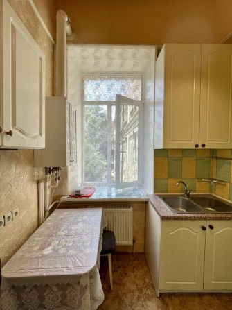 Продаж 2к. в центрі з автономним опаленням - фото 1