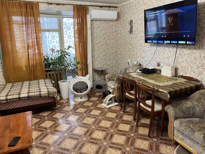 Продаж великої 4 кімнатної квартири в районі 700 річчя Черкас - фото 1