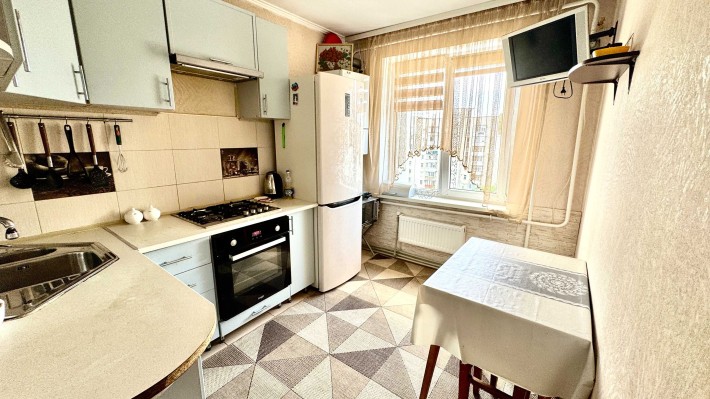 Продаж 3к квартири гарний стан, з АГВ, автономне живлення - фото 1