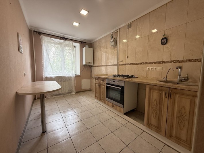 Продам 3-ох ком квартиру Набережная  Кирпич - фото 1