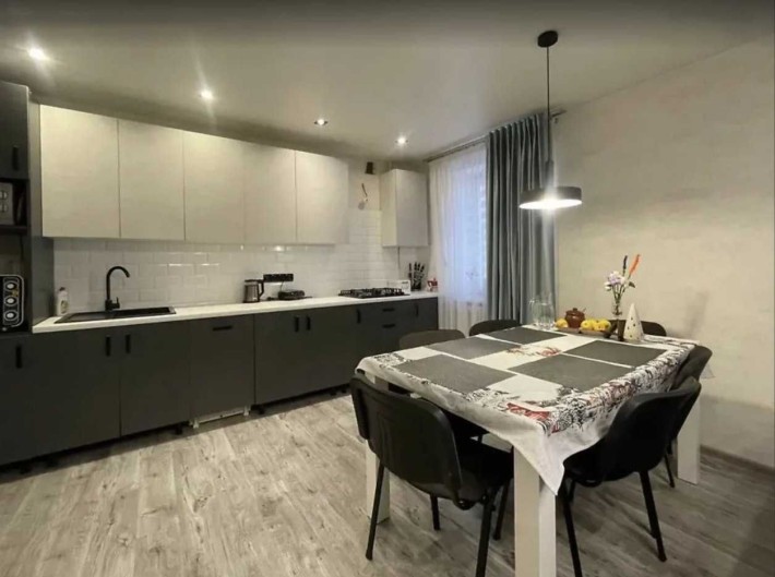 Продаж 3к квартири на Замості - фото 1