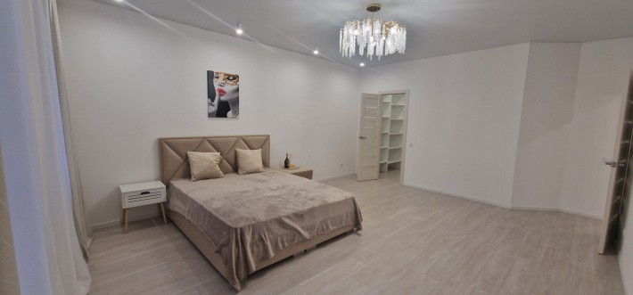 Продам квартиру 63 кв. - фото 1