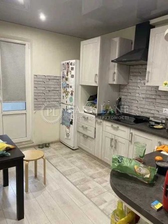 Данченка Крістер Град  Подільський Мостицька 3 кімнатна з ремонтом - фото 1