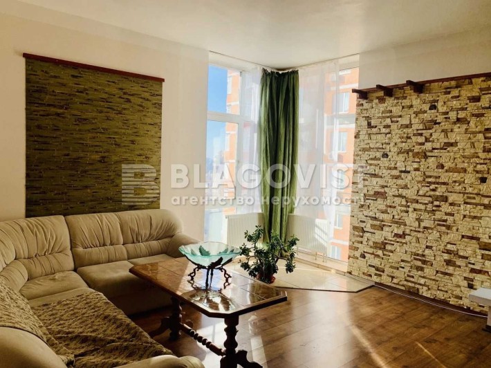 Продаж 3к Коновальця 32в ЖК "Митець" м. Печерська, Палац України. - фото 1