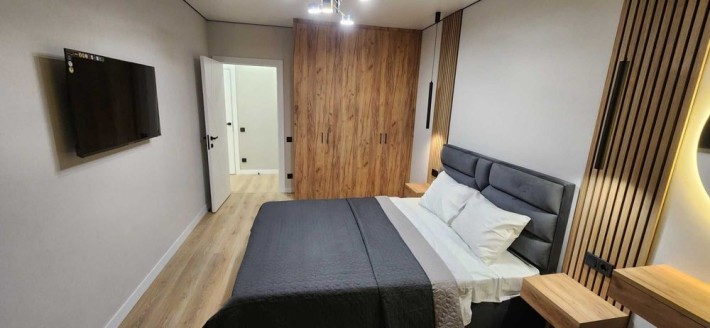 Чудова 2-к квартира 70м2 ЖК Варшавський 2 Виноградар Нивки - фото 1