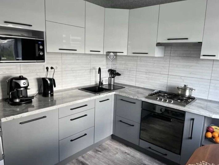 Продам 2-кімнатну квартиру в центрі Шевченківського, вул. Чарівна - фото 1