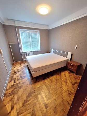 ПРОДАМ 2кв. ул.Лахтинская (курган) 7/9эт. цена 20 000 у.е. - фото 1