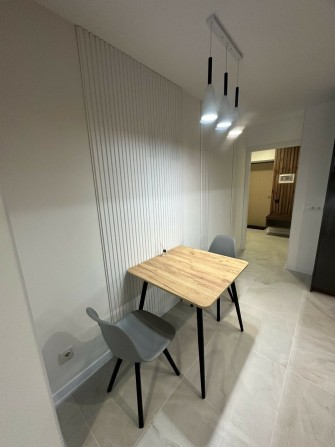 Продам однокомнатную квартиру ЖК Домбровский с ремонтом - фото 1