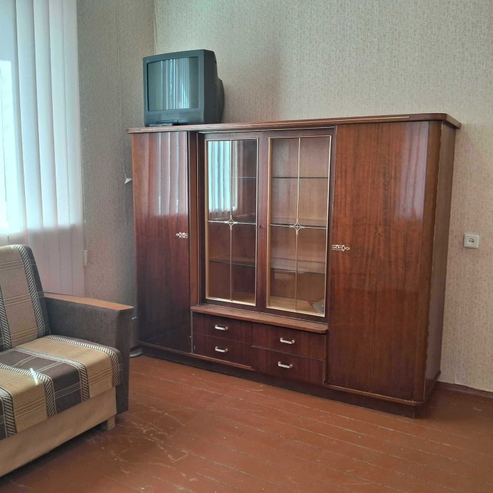 Продам 2-х ком.кв-ру в Центре,напротив р-на "Виллы-Оливы",по ул.Победы - фото 1