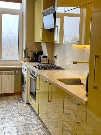 Продам отличную 4х ком квартиру в клубном доме ул. А. Горской Рабочая - фото 1