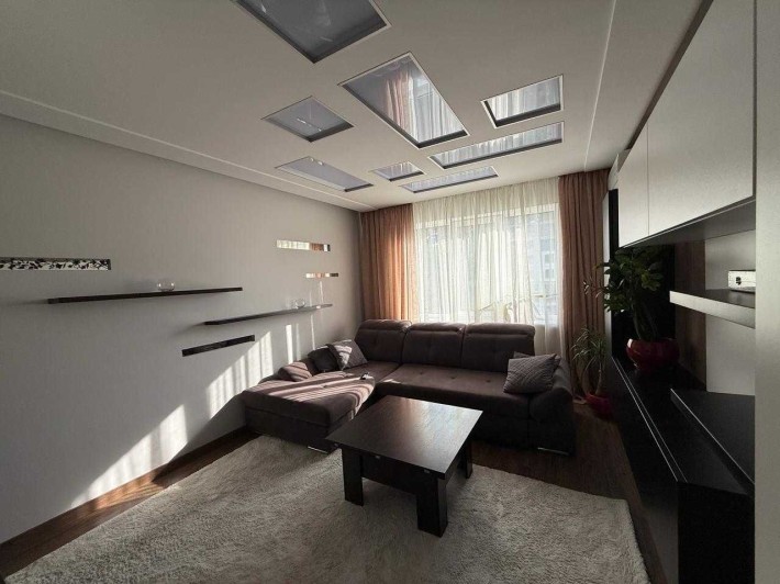 Продам 3к квартиру. (Чешка). Бульвар Славы 18. (Ж/М Победа). - фото 1