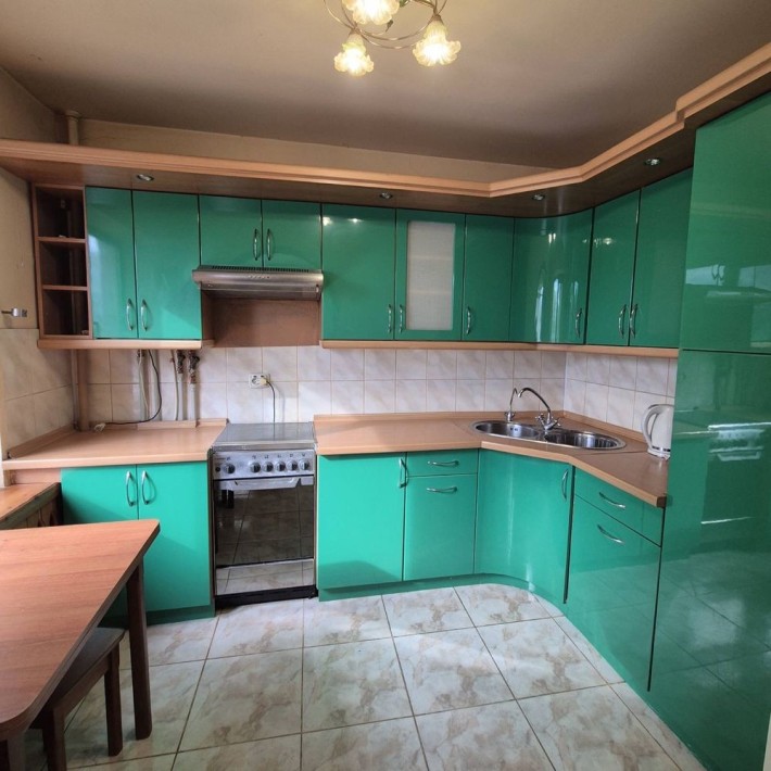 Продам 3к.кв на Полтавській , 3/9 поверх з газовим опаленням ! - фото 1