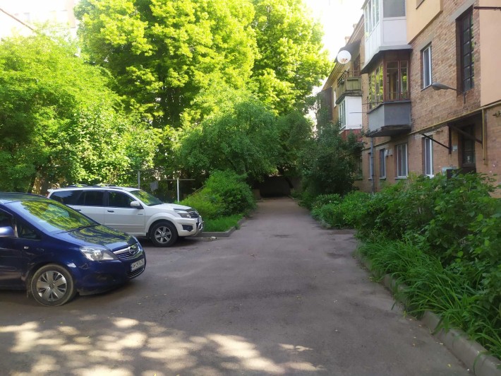Продам свою 2 кімн кв-ру сталінку р-н Лятошинського-Михайлівська 2 пов - фото 1