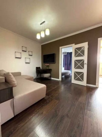 Продам 2к квартиру по вулиці Драгоманова 2 Б - фото 1