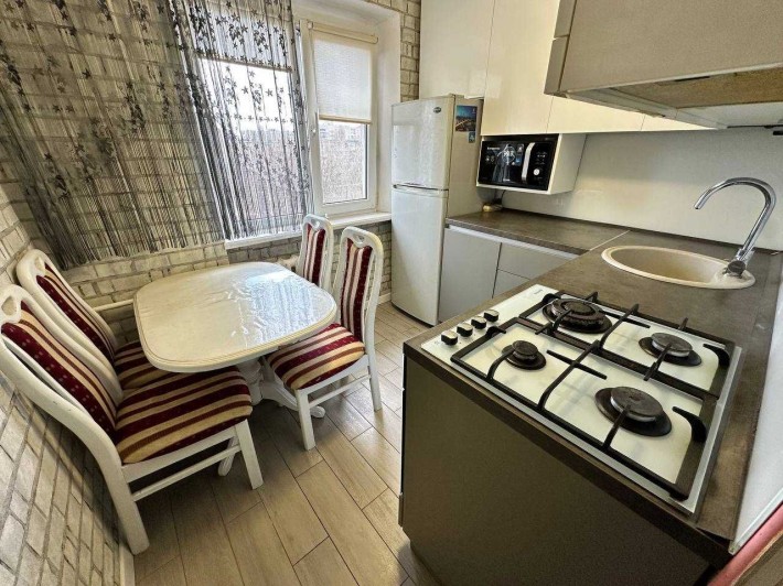 Продам 3х комнатную квартиру Софьи Ковалевской 57 Калиновая - фото 1
