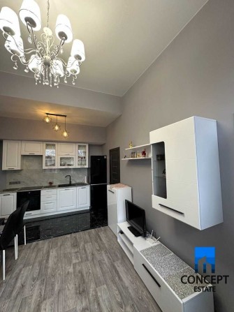 Продам уютную 2к студию ул. Надежды Алексеенко 32! - фото 1