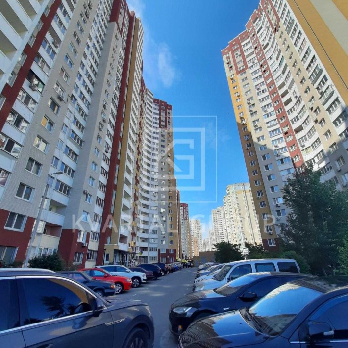 Продається 1-кімнатна квартира біля метро Осокорки! - фото 1