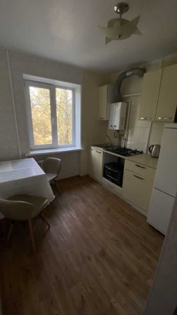 Продам уютную 2к квартиру по адресу просп. А. Поля, 119Б! Кирова! - фото 1