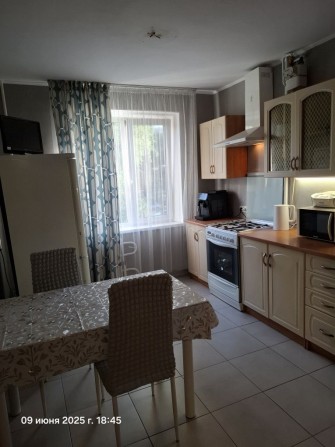 Продам 3 ком.кв. пр.Героев 30. - фото 1