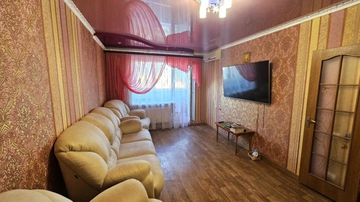 Продам 2-х кімнатну квартиру, з меблями і технікою,  Жадова !!! - фото 1