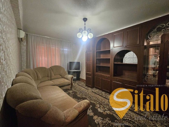 Продаж 2 -х кімнатної квартири в Осіпенківському мікрорайоні (037) - фото 1