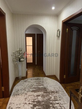 Продам 4-х комнатную Центр Набережная Мост Сити - фото 1