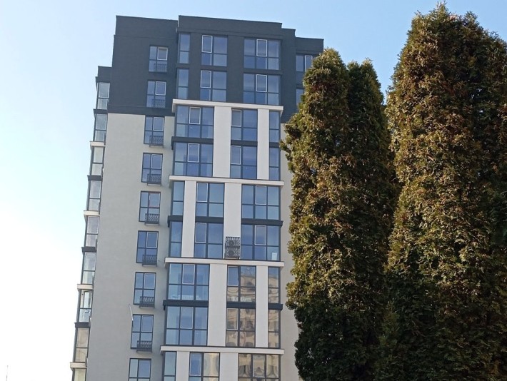 Продам велику 1к.квартиру 50м² в ЖК Статус - фото 1