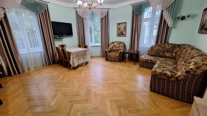 в. Федьковича, продвж двоімнатної квартири з ремонтом - фото 1
