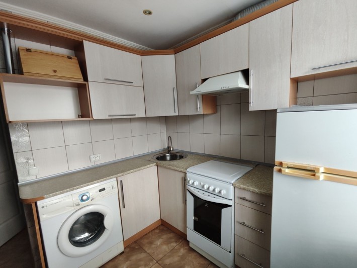 Продам однокімнатну квартиру Правый берег - фото 1