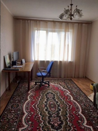 Продам 3 комн квартиру на Коммунаре! - фото 1