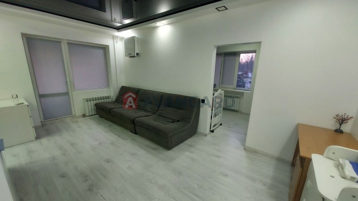 Продам 2-к квартиру в центре города возле Цунами. 50000$ - фото 1
